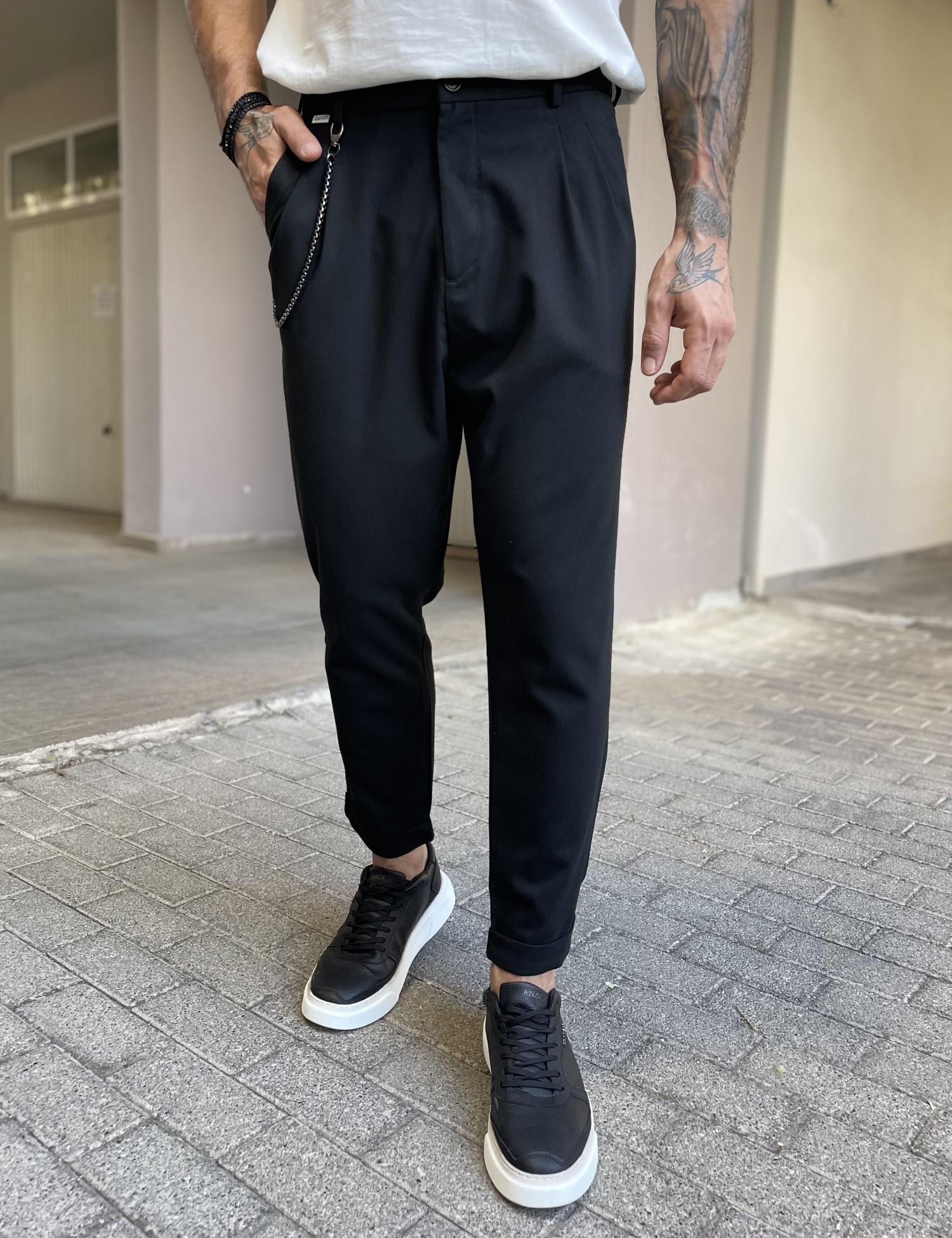 JOGGERMEN Joggermen ανδρικό μαύρο υφασμάτινο παντελόνι με πιέτες και λάστιχο στην μέση 2003